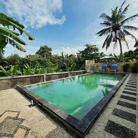 Kirra\'S Beach House